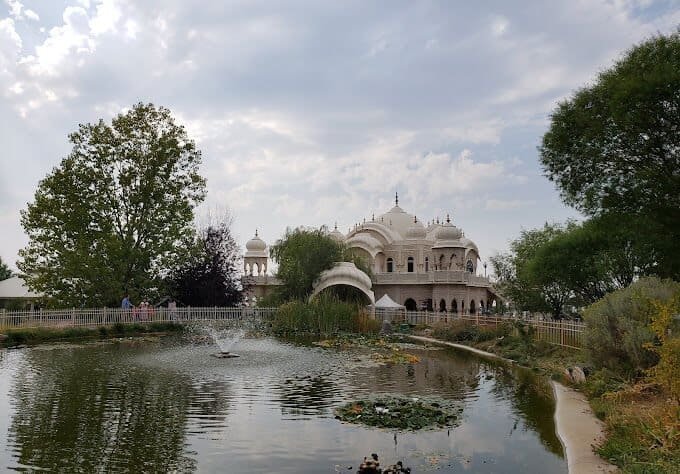 sri-sri-radhey-krishna-temple-utah